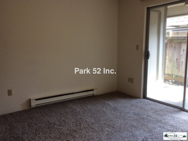 Foto del edificio - 12704 A St S