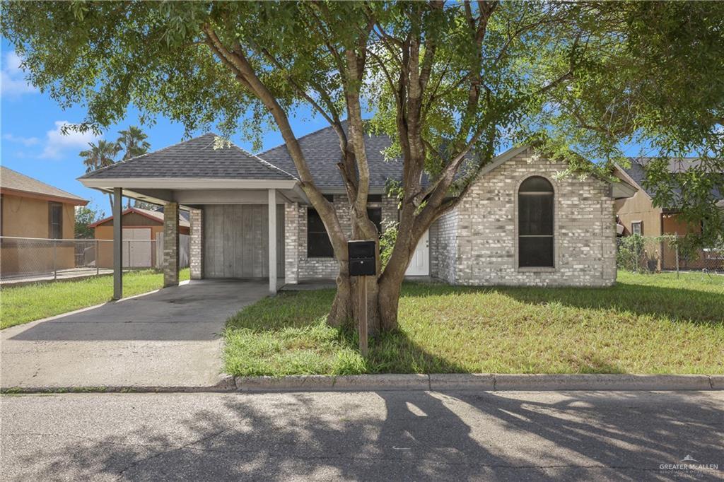 Foto principal - 7538 Camelot Dr