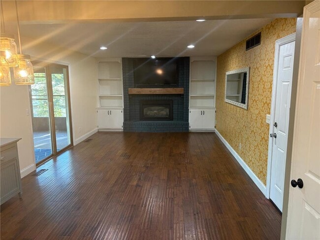 Foto del edificio - 2510 Wellington Cir