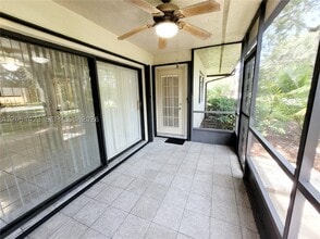 Building Photo - 7523 Greenlake Dr