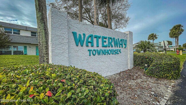 Building Photo - 442 Dove Ln