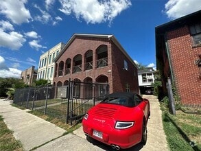 Building Photo - 508 W Clay St