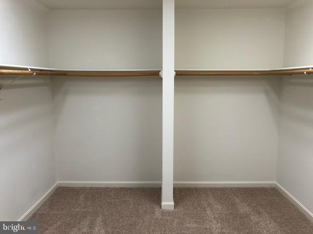 Building Photo - 7865 Meadowgate Dr