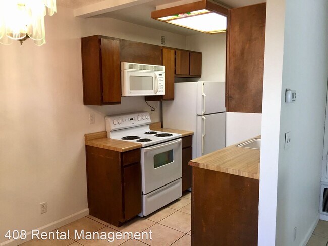 Foto del edificio - 1 br, 1 bath House - 5711 Makati Circle #B