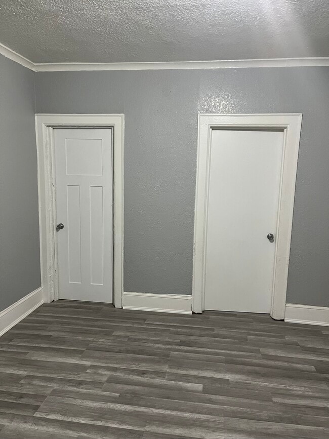 Foto del edificio - 1829 W Wright St