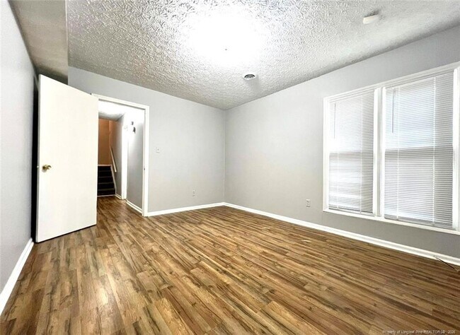 Foto del edificio - 7013 Darnell St