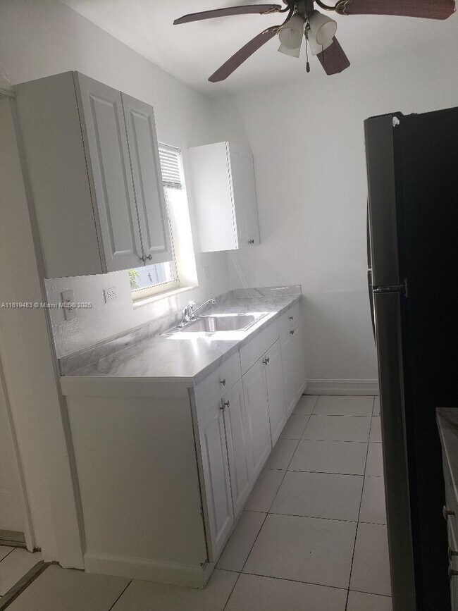 Foto del edificio - 2149 NE 179th St