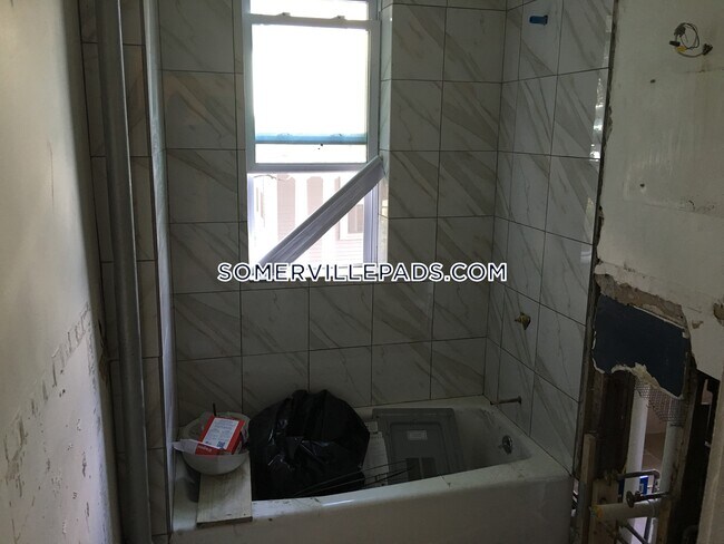 Foto del edificio - 155 Summer St