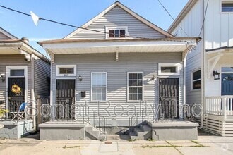 Building Photo - 8409 Cohn St