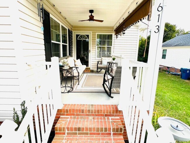 Building Photo - 3 Bedroom Single Family Home in High Point