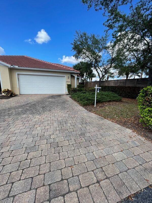 Foto del edificio - 3718 Albacete Cir