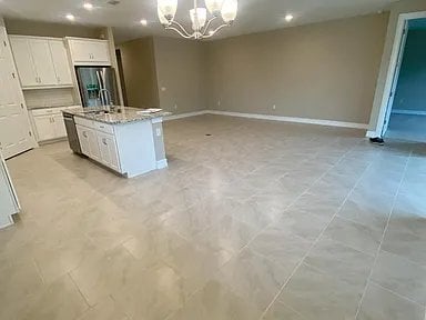 Foto del edificio - 324 Spg Hl Lk Lp