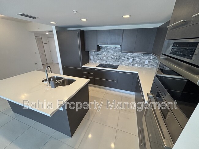 Foto del edificio - 7661 NW 107th Ave