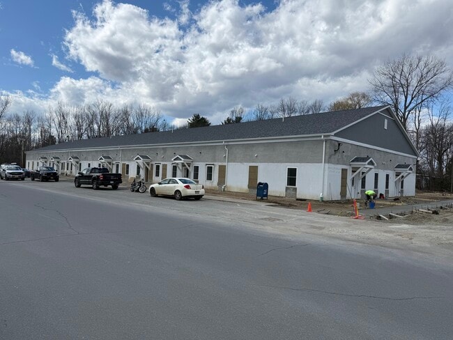 Building Photo - West Edge Garden Apartments