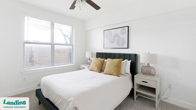 Foto del edificio - 7373 Valley View Ln