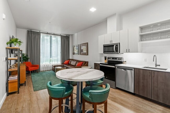 Interior Photo - Gordon Lofts