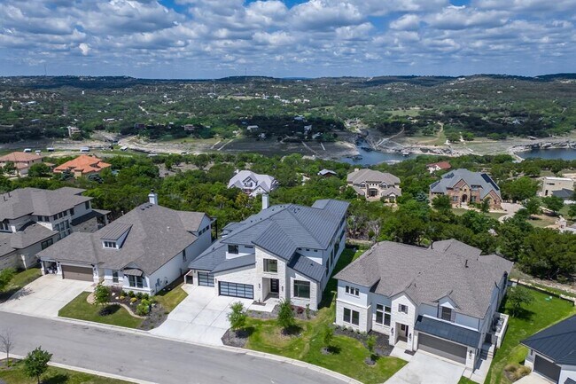 Building Photo - 2502 Sunset Vista Cir