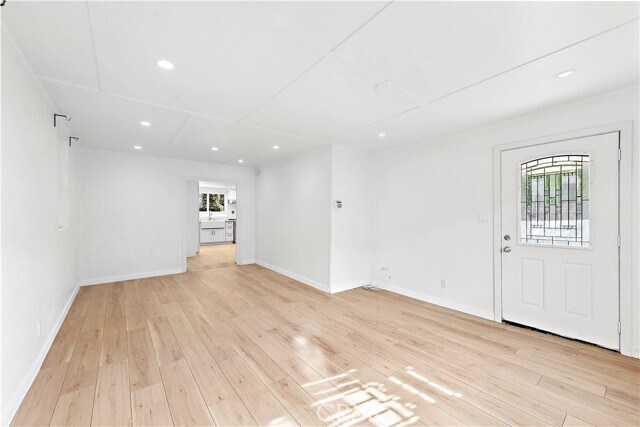 Building Photo - 1535 Arroyo Dr