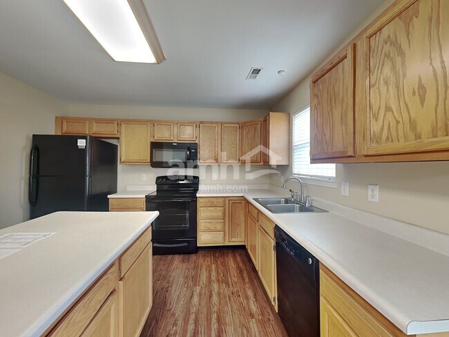 Foto del edificio - 38 E Flat Rock Dr