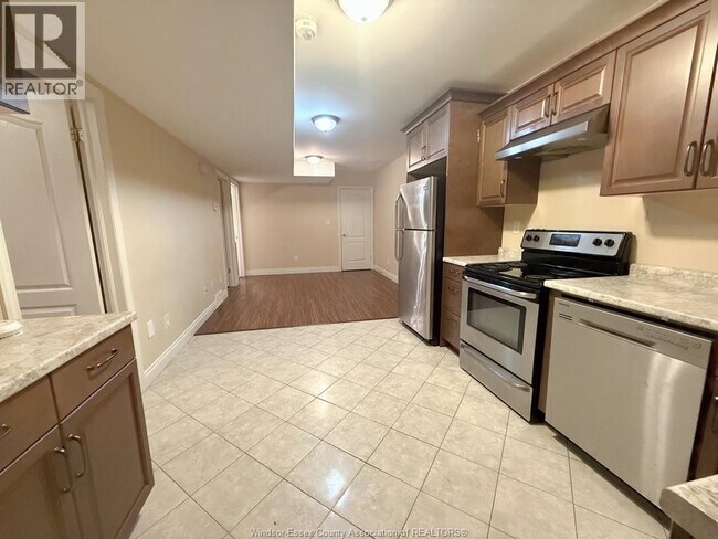 Photo du bâtiment - 1965 Northway Ave