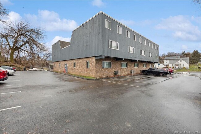 Building Photo - 511 High St