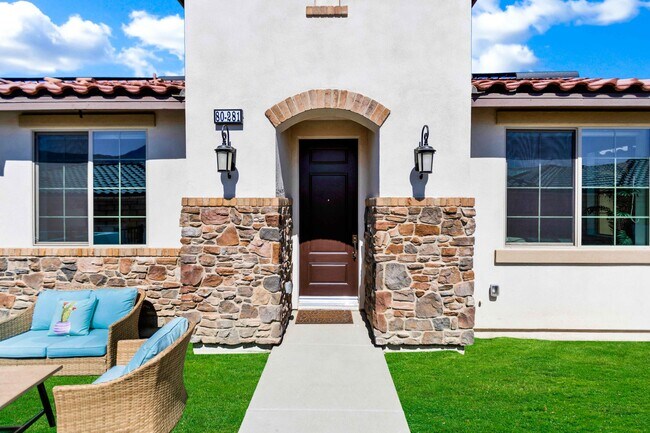 Building Photo - 80281 Redstone Wy