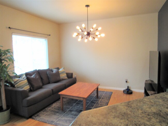 Building Photo - 2168 St James Dr