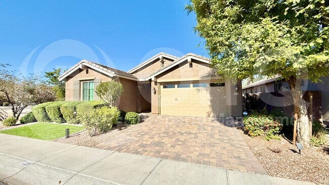 Foto del edificio - 220 E Horseshoe Dr