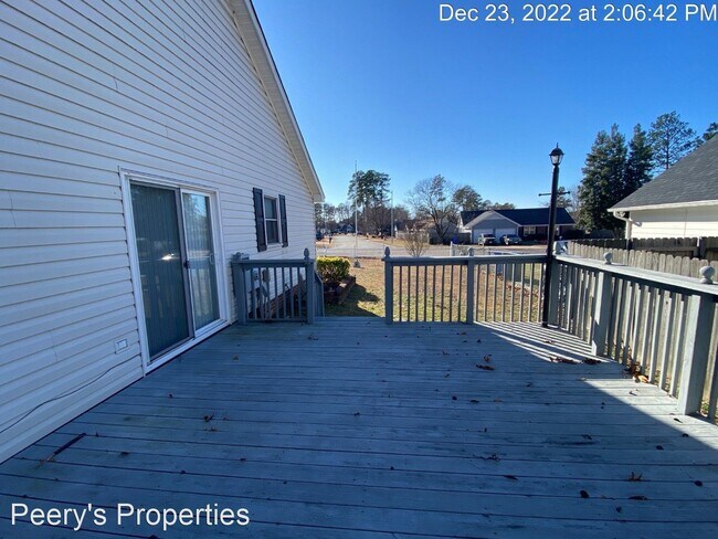 Building Photo - 3 br, 2 bath House - 819 Rim Road