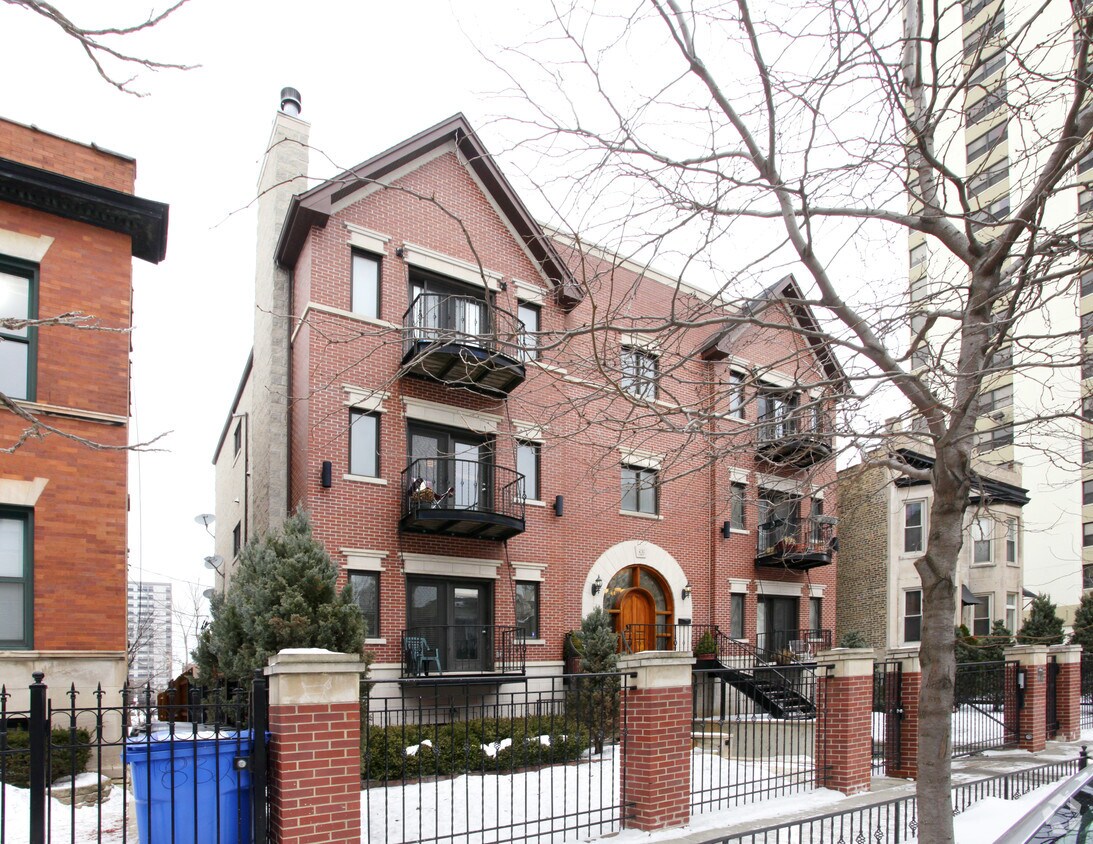 Foto del edificio - 826 W Windsor Ave