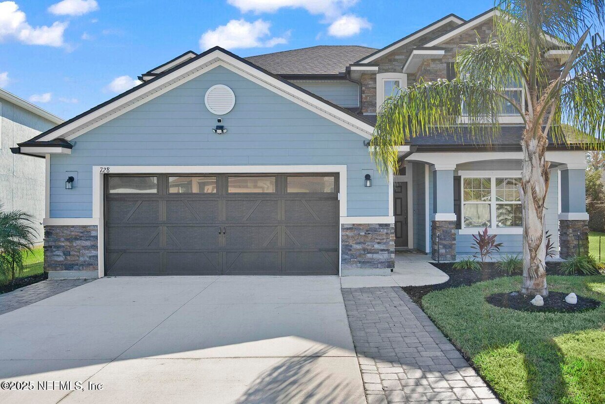 Foto principal - 728 Sycamore Wy