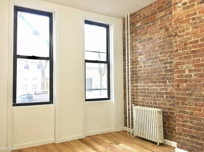 Building Photo - 1717 Himrod St