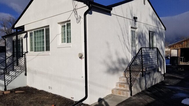 Foto del edificio - 6527 S Jefferson St