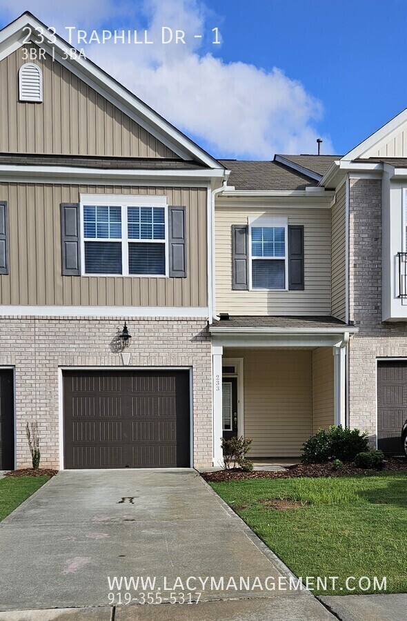 Building Photo - 233 Traphill Dr