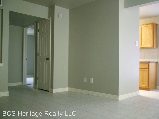 Building Photo - 4290 Boyett St