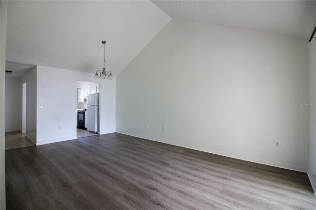 Foto del edificio - 1040 Harden Ct