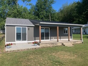 Building Photo - 371 Adele Dr