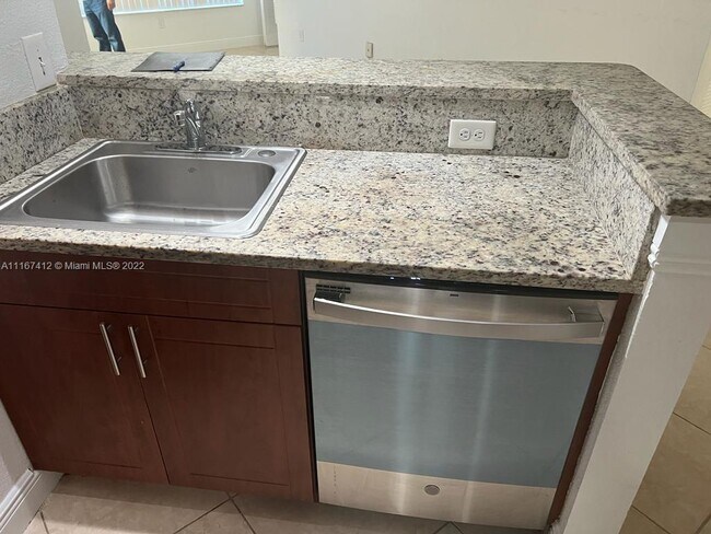 Foto del edificio - 13060 Vista Isles Dr