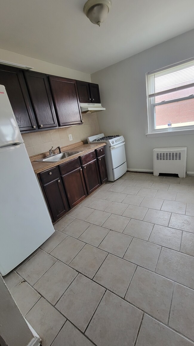 Building Photo - 7535 Thouron Ave