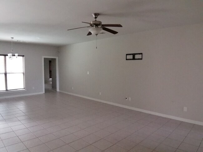 Foto del edificio - 8082 Antebellum Ave