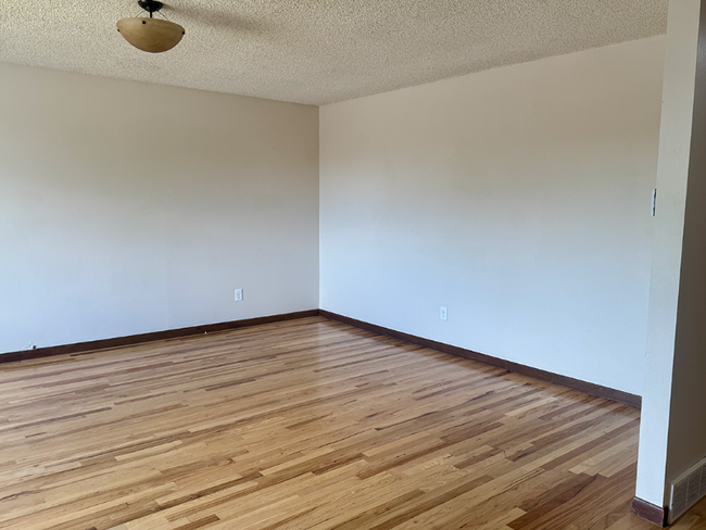 Foto del edificio - 9438 W 56th Pl