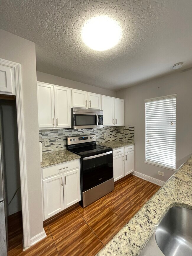 Foto del edificio - 2710 Merrieweather Ln