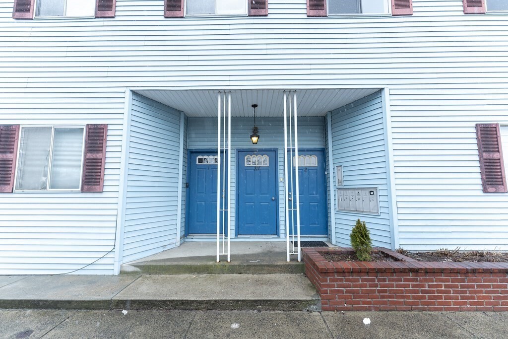 Foto principal - 217 Highland Ave