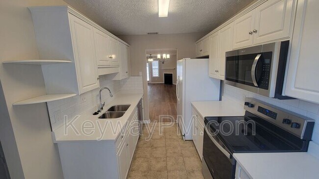 Foto del edificio - 858 Pawley Ct