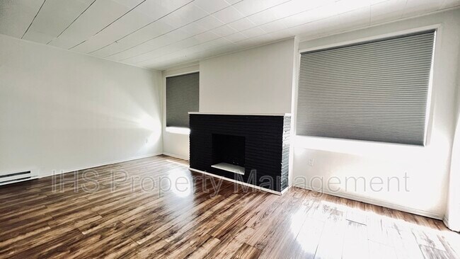 Foto del edificio - 1526 W 4th Ave