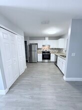 Building Photo - 5316 28th St SW