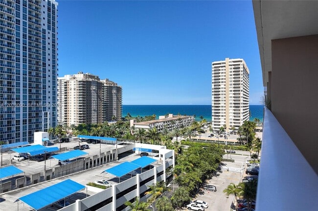 Foto del edificio - 1965 S Ocean Dr