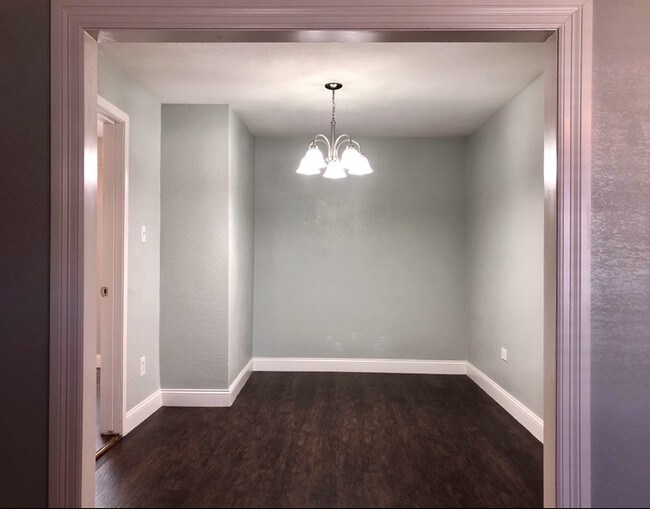 Foto del edificio - 3016 McKenzie Ave