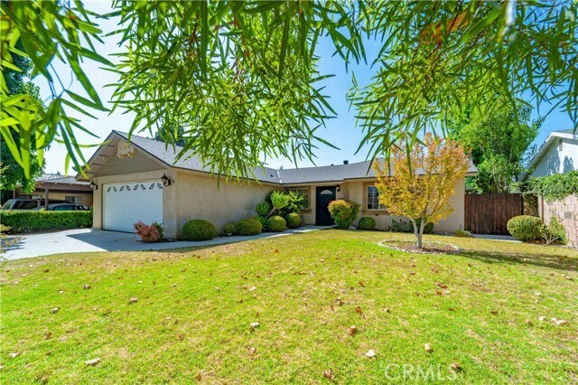 Foto del edificio - 23812 Archwood St