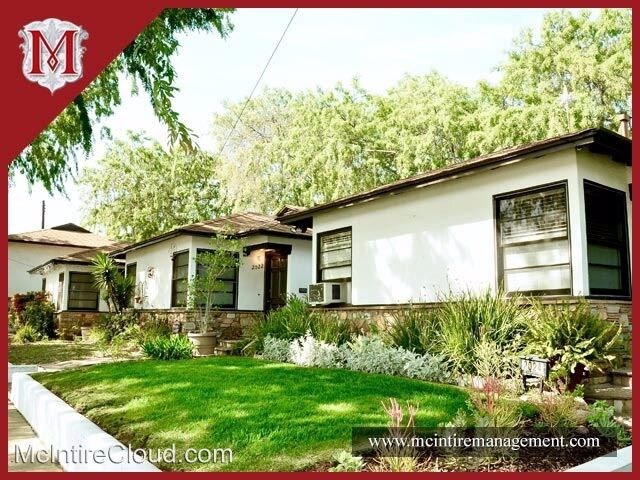 Building Photo - 2019 Huntington Dr